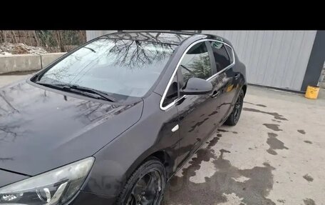 Opel Astra J, 2011 год, 510 000 рублей, 8 фотография
