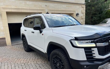 Toyota Land Cruiser, 2022 год, 10 900 000 рублей, 4 фотография