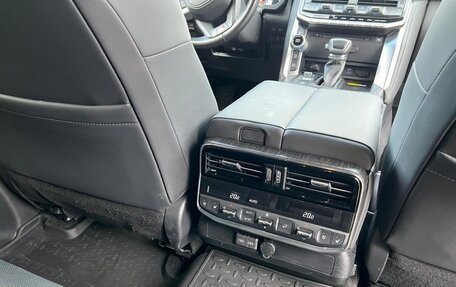 Toyota Land Cruiser, 2022 год, 10 900 000 рублей, 9 фотография