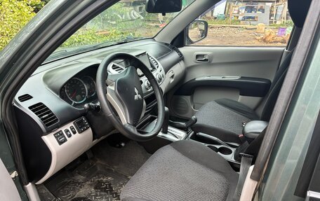 Mitsubishi L200 IV рестайлинг, 2011 год, 1 400 000 рублей, 22 фотография
