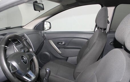 Renault Logan II, 2019 год, 859 900 рублей, 8 фотография