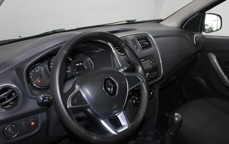 Renault Logan II, 2019 год, 859 900 рублей, 9 фотография