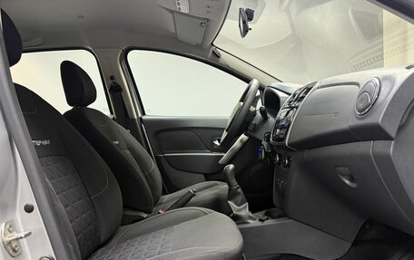 Renault Sandero II рестайлинг, 2017 год, 1 195 000 рублей, 24 фотография