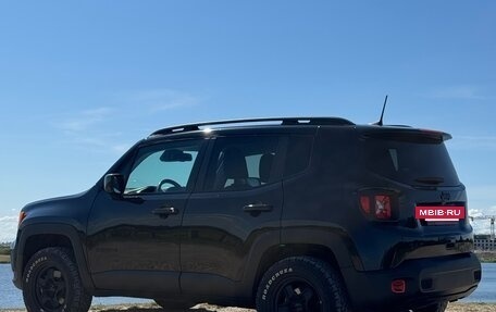 Jeep Renegade I рестайлинг, 2022 год, 2 700 000 рублей, 5 фотография