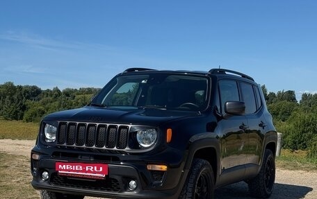 Jeep Renegade I рестайлинг, 2022 год, 2 700 000 рублей, 2 фотография