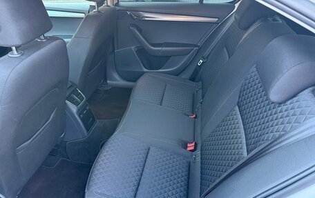 Skoda Octavia, 2018 год, 2 140 000 рублей, 13 фотография