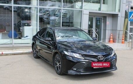 Toyota Camry, 2020 год, 2 230 000 рублей, 3 фотография