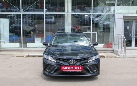 Toyota Camry, 2020 год, 2 230 000 рублей, 2 фотография