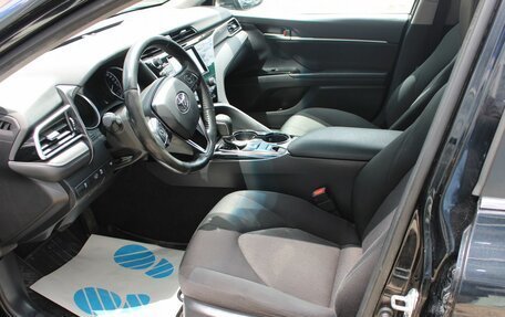 Toyota Camry, 2020 год, 2 230 000 рублей, 9 фотография