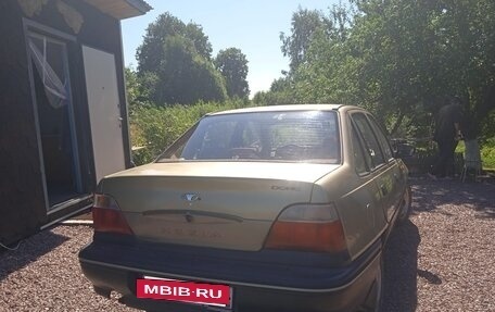 Daewoo Nexia I рестайлинг, 2005 год, 100 000 рублей, 3 фотография