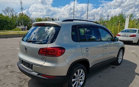Volkswagen Tiguan I, 2015 год, 1 299 000 рублей, 2 фотография