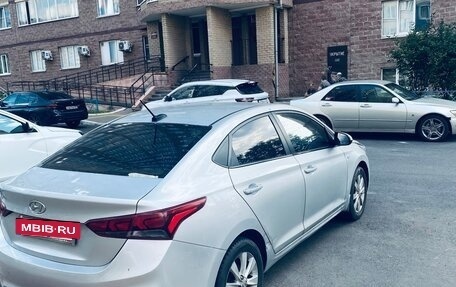 Hyundai Solaris II рестайлинг, 2017 год, 750 000 рублей, 4 фотография