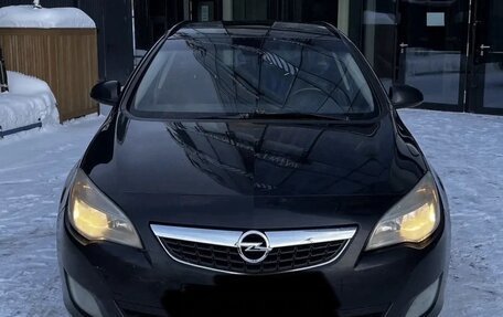 Opel Astra J, 2011 год, 500 000 рублей, 1 фотография