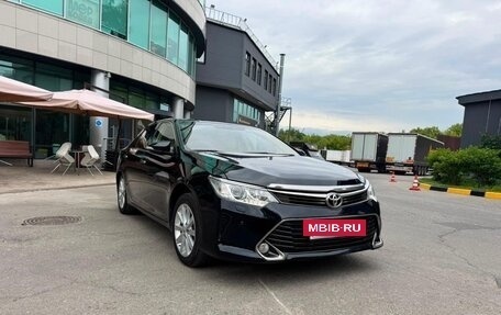 Toyota Camry, 2015 год, 1 749 000 рублей, 2 фотография