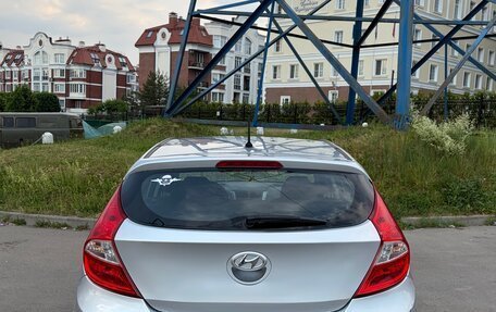 Hyundai Solaris II рестайлинг, 2014 год, 800 000 рублей, 5 фотография