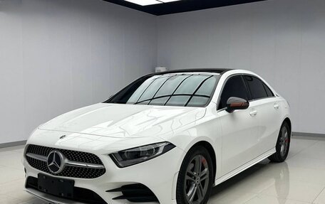 Mercedes-Benz A-Класс, 2023 год, 2 170 000 рублей, 2 фотография