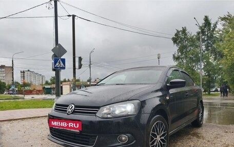 Volkswagen Polo VI (EU Market), 2015 год, 1 300 000 рублей, 4 фотография