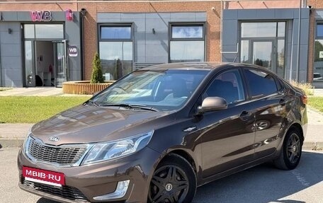 KIA Rio III рестайлинг, 2014 год, 950 000 рублей, 2 фотография