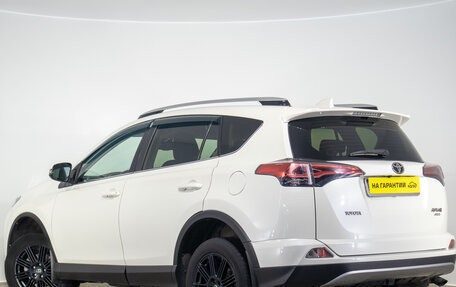 Toyota RAV4, 2017 год, 2 549 000 рублей, 6 фотография