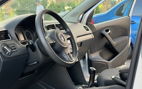 Volkswagen Polo VI (EU Market), 2010 год, 835 000 рублей, 13 фотография