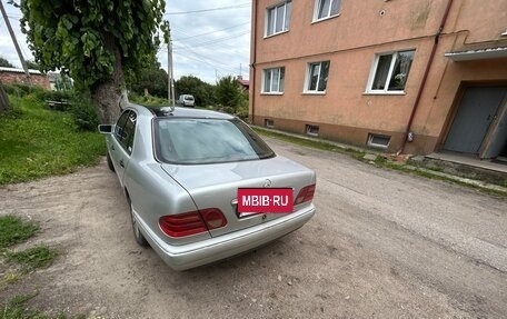 Mercedes-Benz E-Класс, 1996 год, 230 000 рублей, 4 фотография