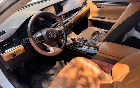 Lexus ES VII, 2017 год, 2 650 000 рублей, 9 фотография