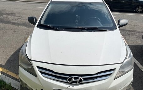 Hyundai Solaris II рестайлинг, 2014 год, 450 000 рублей, 7 фотография