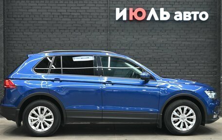 Volkswagen Tiguan II, 2020 год, 3 020 000 рублей, 9 фотография