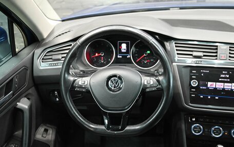 Volkswagen Tiguan II, 2020 год, 3 020 000 рублей, 12 фотография