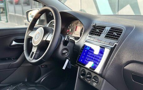Volkswagen Polo VI (EU Market), 2011 год, 810 000 рублей, 11 фотография