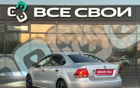 Volkswagen Polo VI (EU Market), 2011 год, 810 000 рублей, 3 фотография