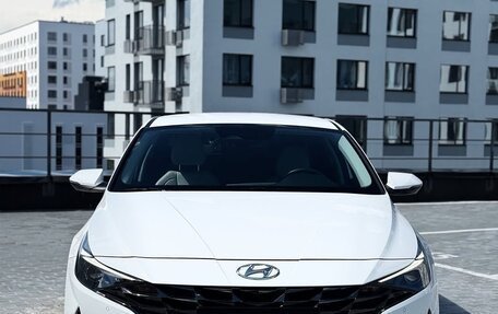 Hyundai Avante, 2024 год, 1 800 500 рублей, 2 фотография