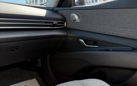Hyundai Avante, 2024 год, 1 800 500 рублей, 14 фотография
