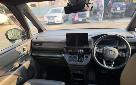 Honda Stepwgn, 2024 год, 2 400 500 рублей, 7 фотография
