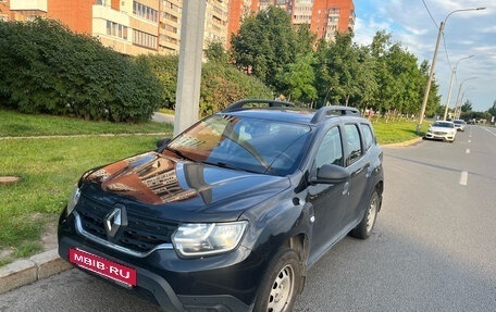 Renault Duster, 2022 год, 1 800 000 рублей, 4 фотография