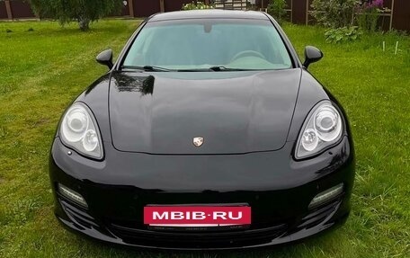 Porsche Panamera II рестайлинг, 2012 год, 1 750 000 рублей, 2 фотография