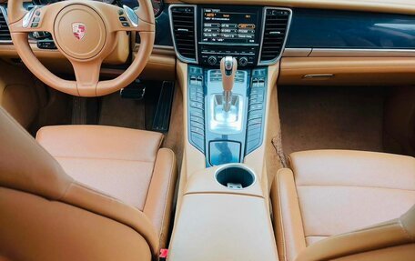 Porsche Panamera II рестайлинг, 2012 год, 1 750 000 рублей, 12 фотография