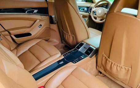 Porsche Panamera II рестайлинг, 2012 год, 1 750 000 рублей, 15 фотография