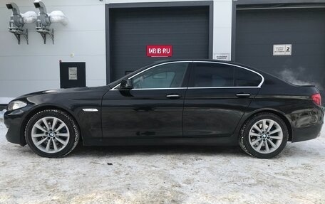 BMW 5 серия, 2011 год, 1 400 000 рублей, 2 фотография