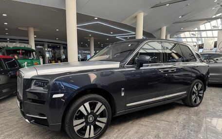 Rolls-Royce Cullinan, 2019 год, 23 900 000 рублей, 6 фотография