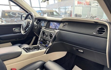 Rolls-Royce Cullinan, 2019 год, 23 900 000 рублей, 9 фотография