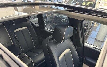 Rolls-Royce Cullinan, 2019 год, 23 900 000 рублей, 15 фотография