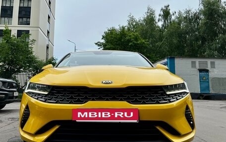 KIA K5, 2021 год, 1 700 000 рублей, 12 фотография