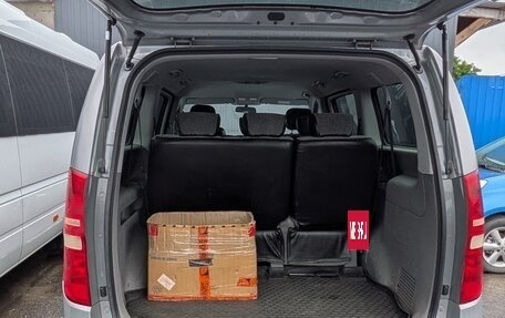 Hyundai H-1 II рестайлинг, 2010 год, 1 152 400 рублей, 5 фотография