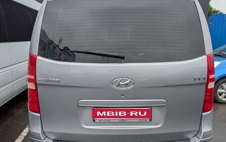 Hyundai H-1 II рестайлинг, 2010 год, 1 152 400 рублей, 6 фотография