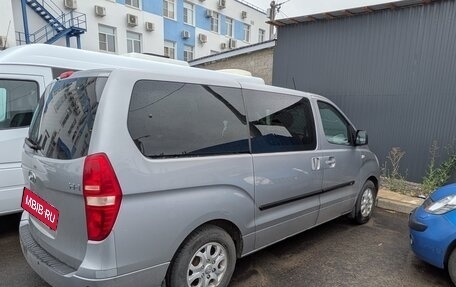 Hyundai H-1 II рестайлинг, 2010 год, 1 152 400 рублей, 10 фотография