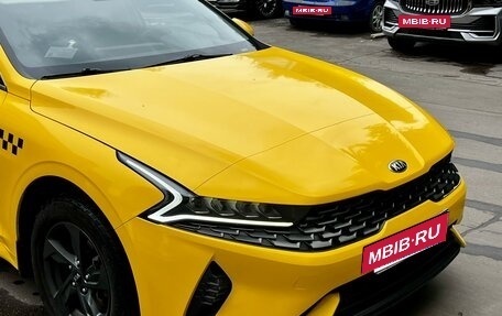 KIA K5, 2021 год, 1 700 000 рублей, 15 фотография