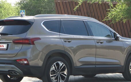Hyundai Santa Fe IV, 2018 год, 2 550 000 рублей, 6 фотография