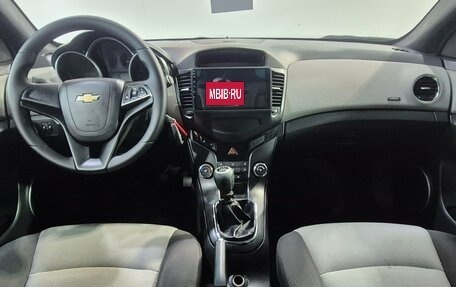 Chevrolet Cruze II, 2012 год, 799 000 рублей, 10 фотография