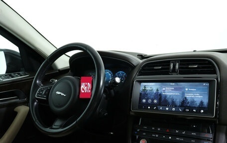 Jaguar F-Pace, 2016 год, 2 100 000 рублей, 12 фотография